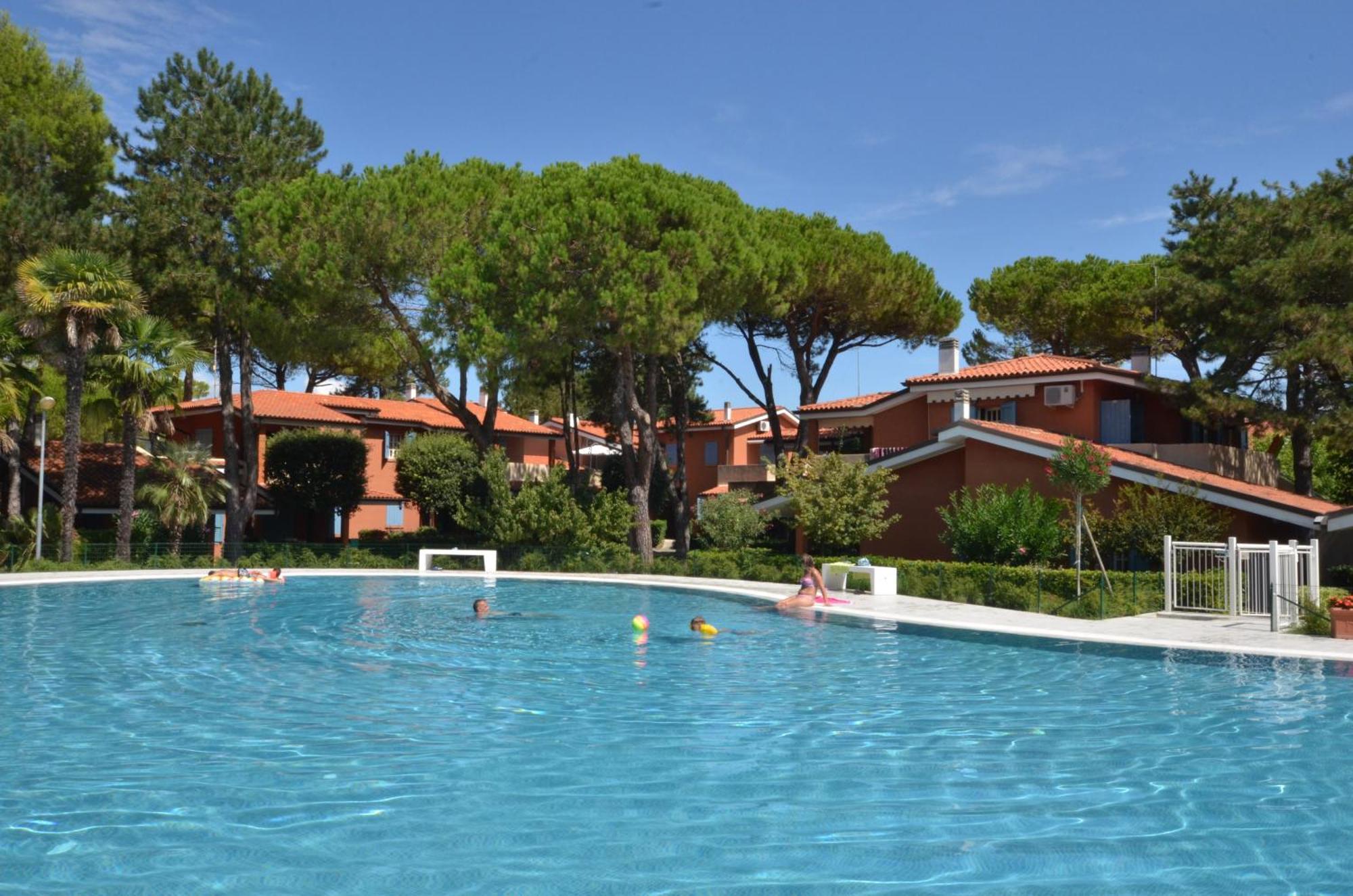 Villaggio Euro Residence Club Bibione Exterior photo